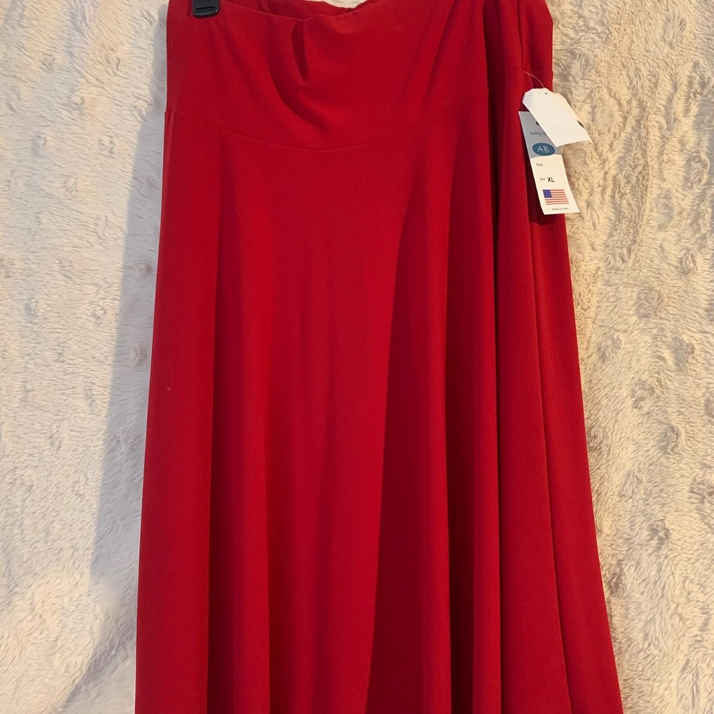 XL Red Silk-Feeling Skirt